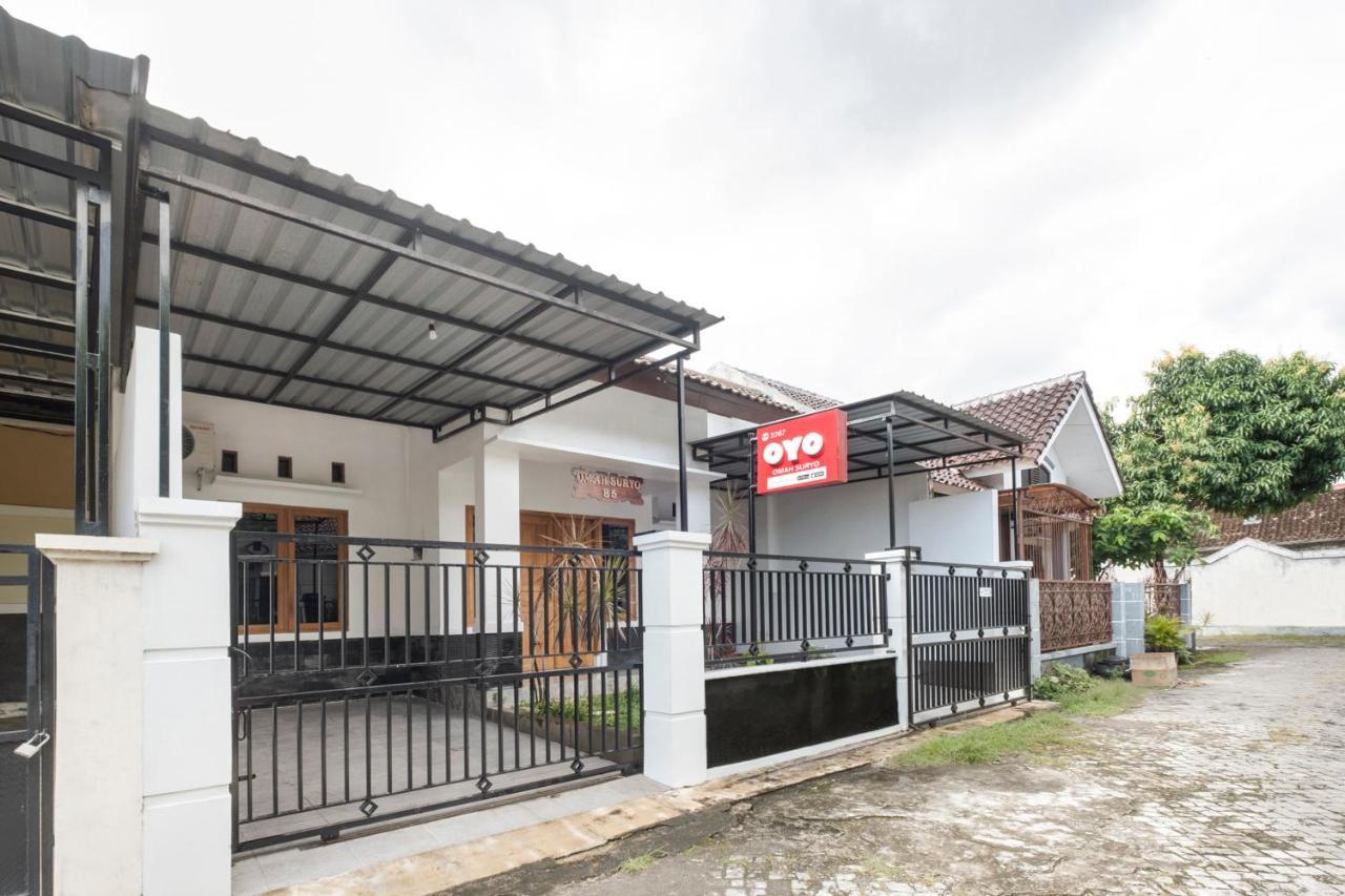Oyo 3267 Omah Suryo Hotel Yogyakarta Kültér fotó