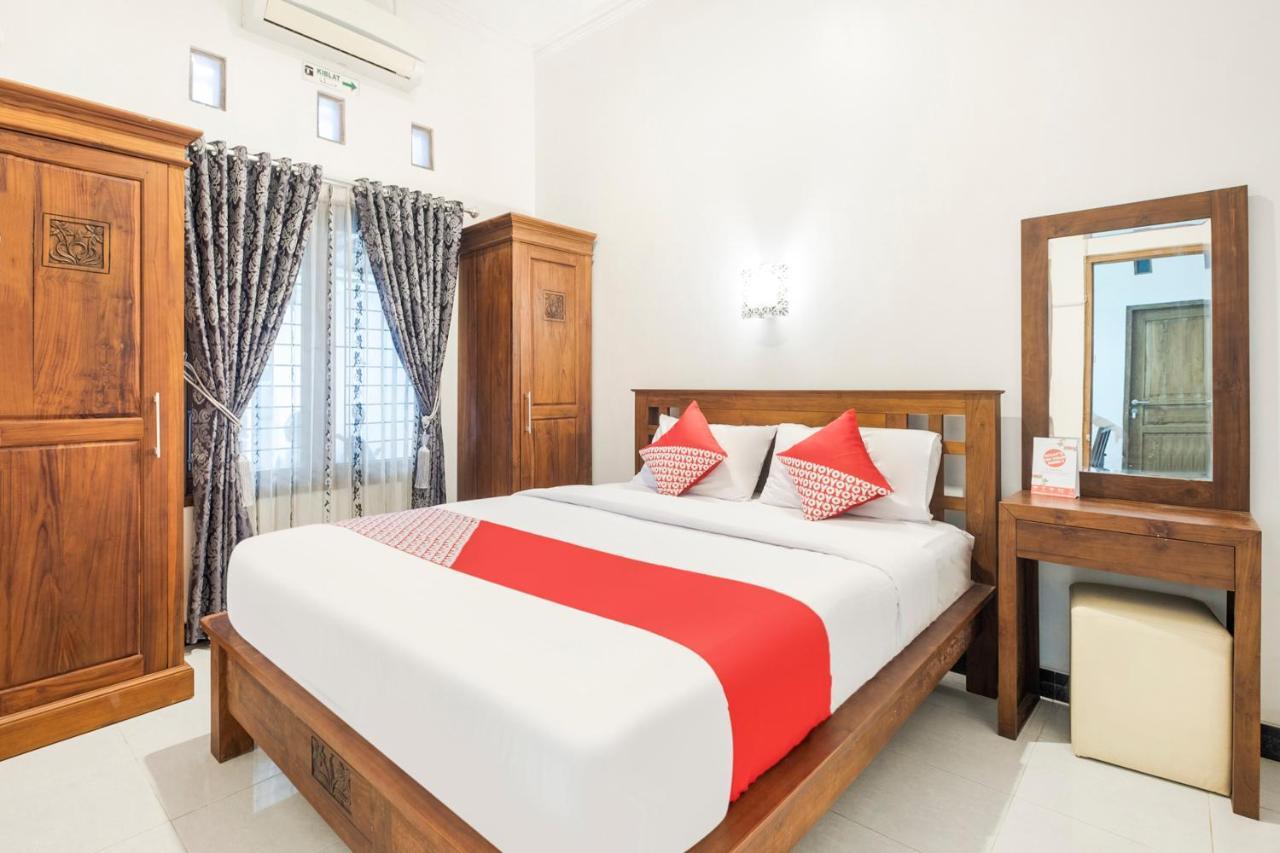 Oyo 3267 Omah Suryo Hotel Yogyakarta Kültér fotó