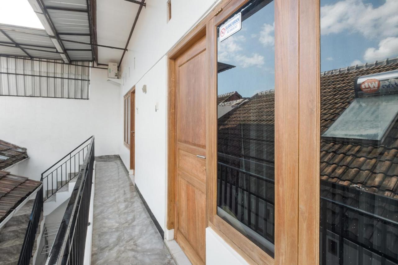 Oyo 3267 Omah Suryo Hotel Yogyakarta Kültér fotó