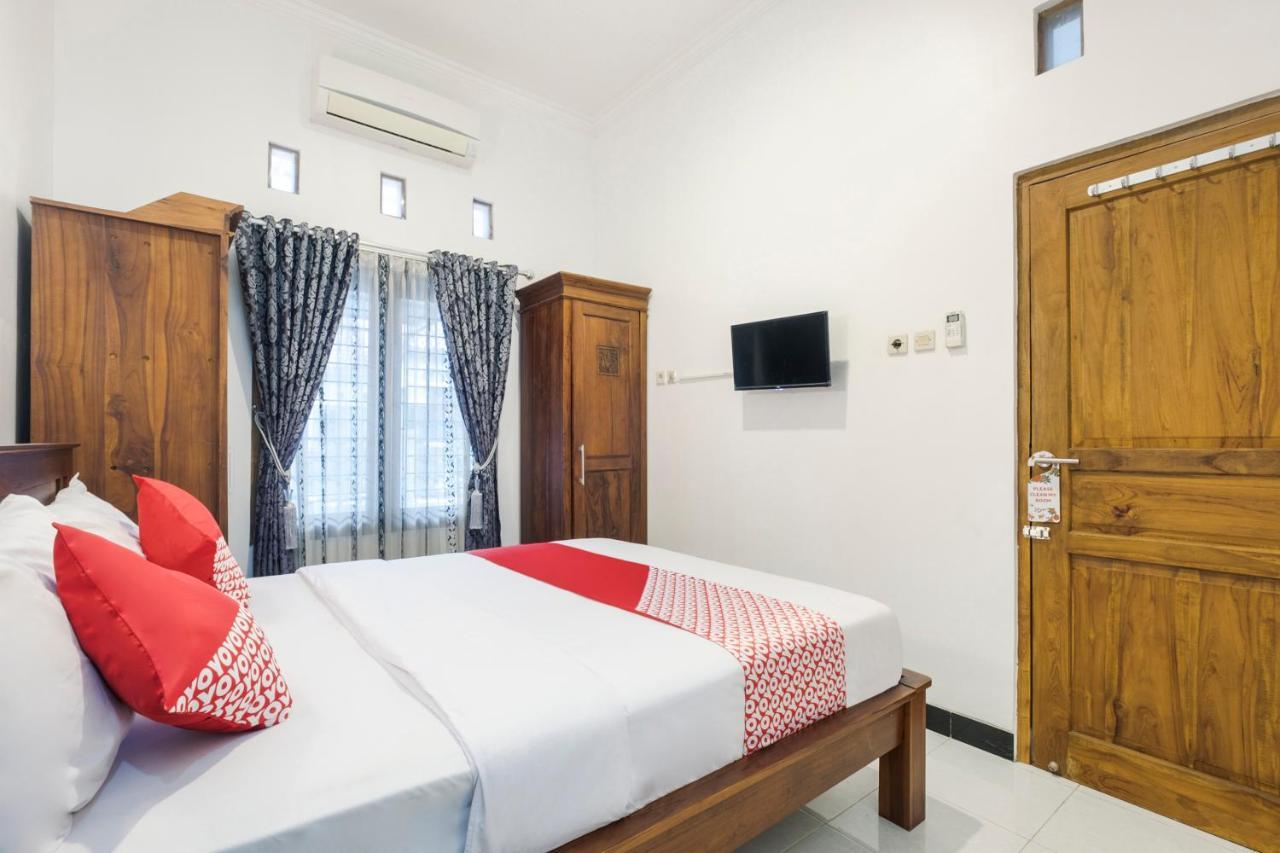 Oyo 3267 Omah Suryo Hotel Yogyakarta Kültér fotó